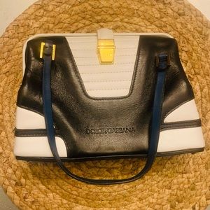 DOLCE & GABBANA clutch purse 👜